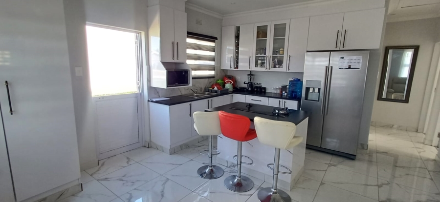 3 Bedroom Property for Sale in Gonubie Eastern Cape